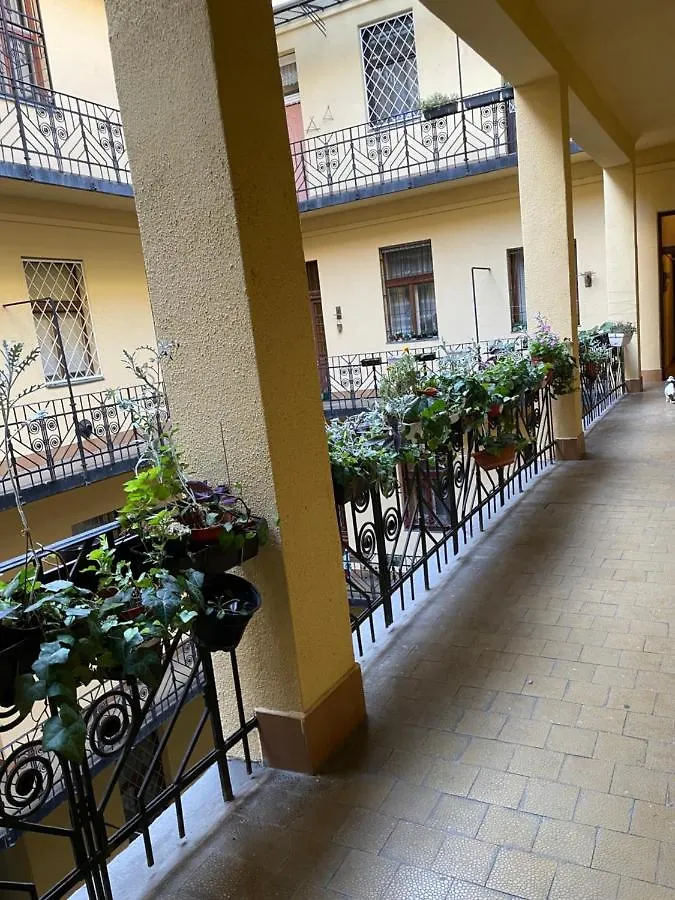 Flower Apartment Budapest